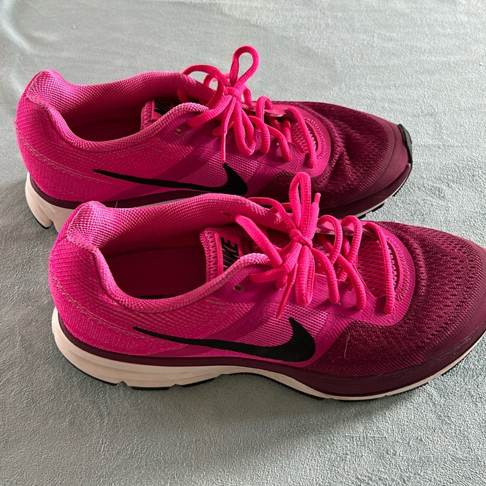 Nike Pegasus 30, size 9.5